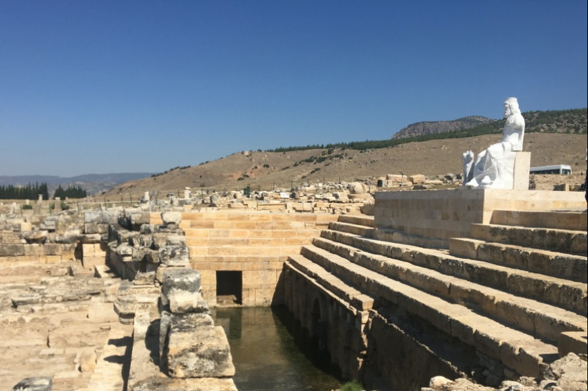 Denizlideki Cehennem Kapısı ve bekçileri ziyarete açıldı