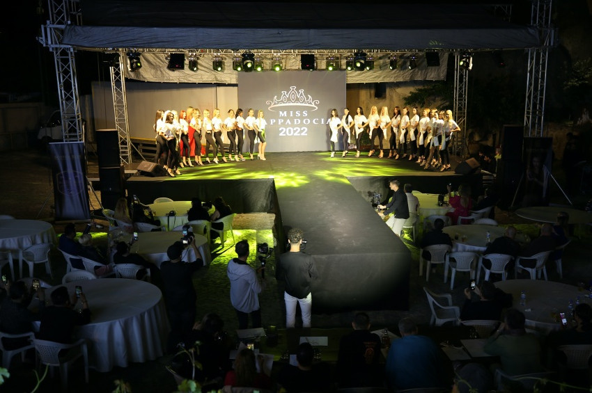 2022 Kapadokya Güzeli Angel Bhathal oldu