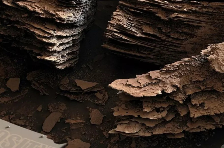 Marsta eskiden su olabileceğine yorumlanan bir kaya keşfedildi