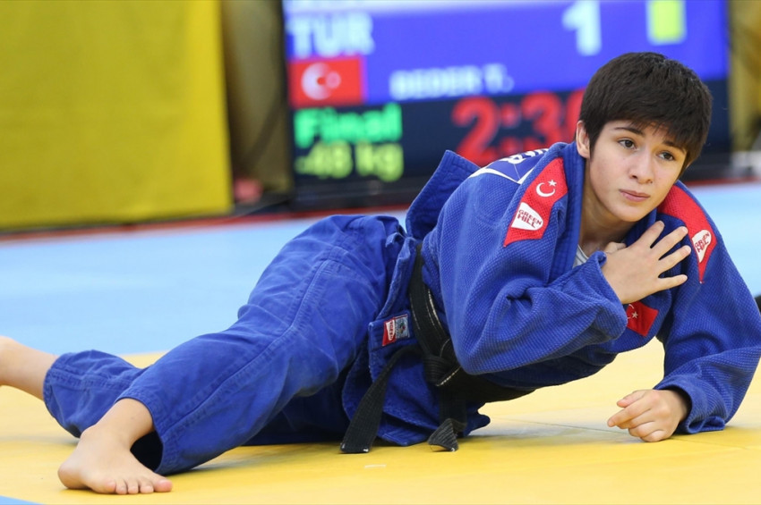 judocu Tuğçe Bederden Avrupa Şampiyonu oldu