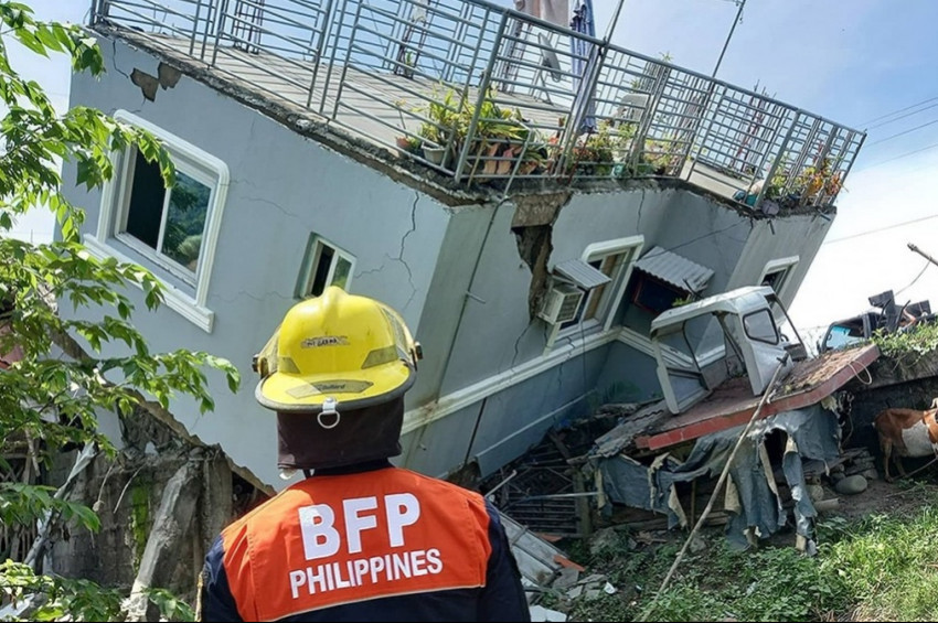 Filipinlerde deprem: Büyüklüğü 7.0