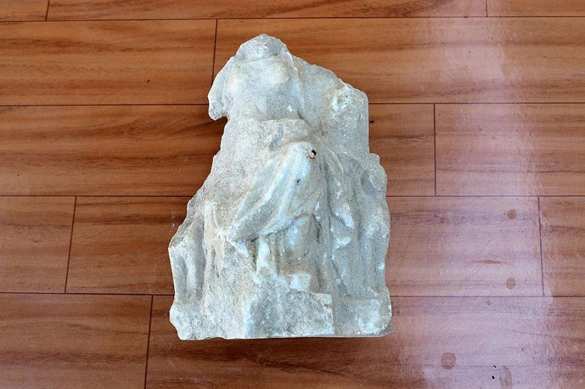 Antandrosta 2350 yıllık Kibele Heykeli bulundu