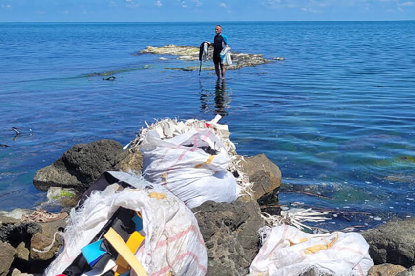 Eynesil sahillerindeki kirlilik Bakanlığı harekete geçirdi