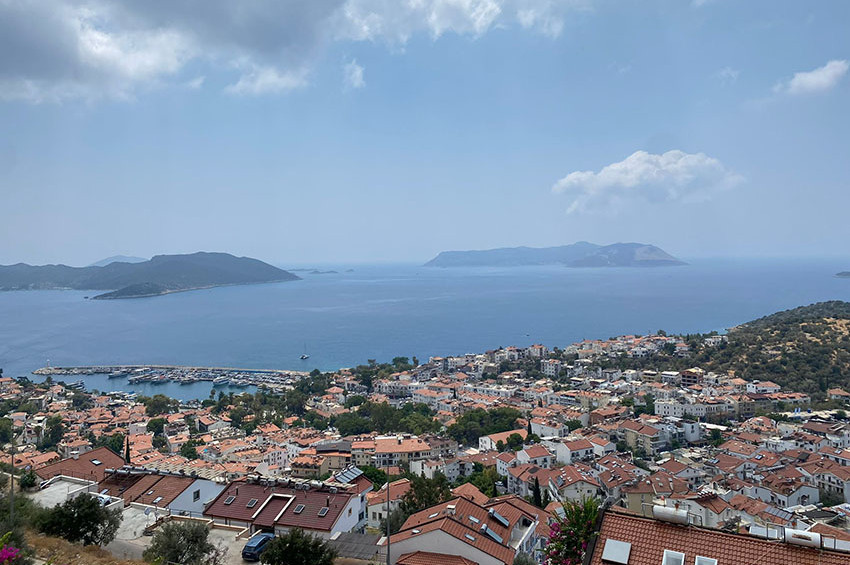 Kaşta deprem: Büyüklüğü 4,1