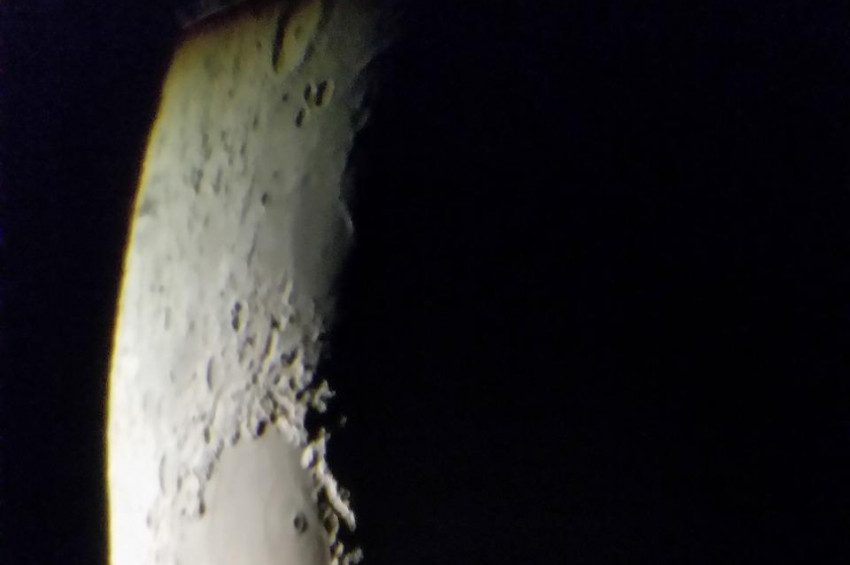 Çin ekibi Ayda 4 katmanlı volkanik lav izleri buldu