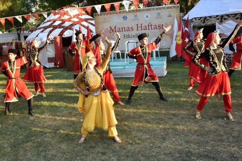 Bursada Manas Haftası etkinlikleri başladı