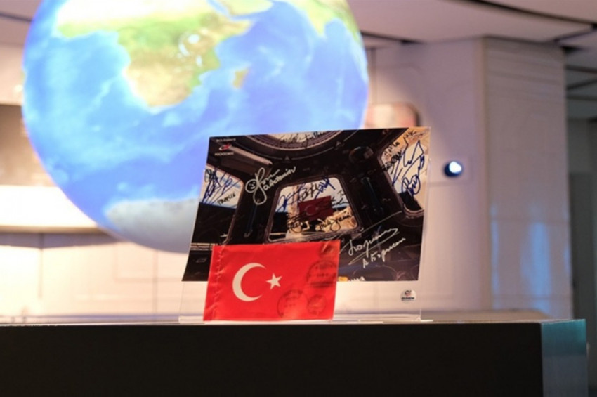 Rus kozmonot uzaydan Türkiyeye Cumhuriyet Bayramı hediyesi verdi