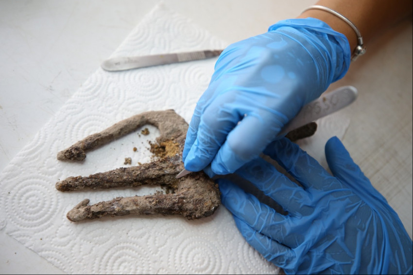 Çanakkalede 1700 yıllık üç çatallı zıpkın bulundu