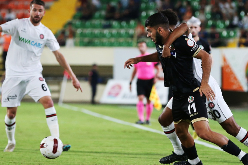 Alanyaspor: 2 Fatih Karagümrük: 1