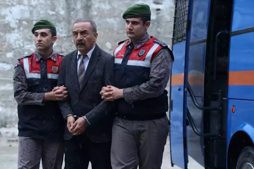 Yılmaz Erdoğan ekranlara İnci Taneleri dizisi ile dönüyor