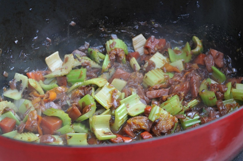 Vücutta demir eksikliğine yol açan etkenler