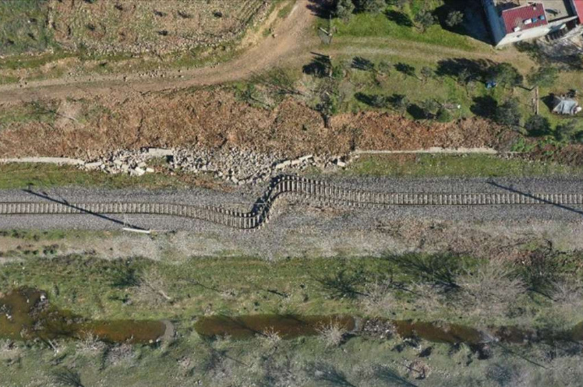 Depremin 5 gününde ölü sayısı 20 bini aştı