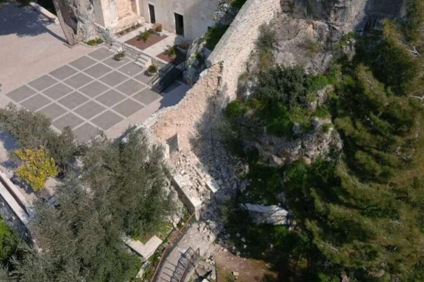 İlk mağara kilisesi St. Pierre Kilisesi depremden etkilendi