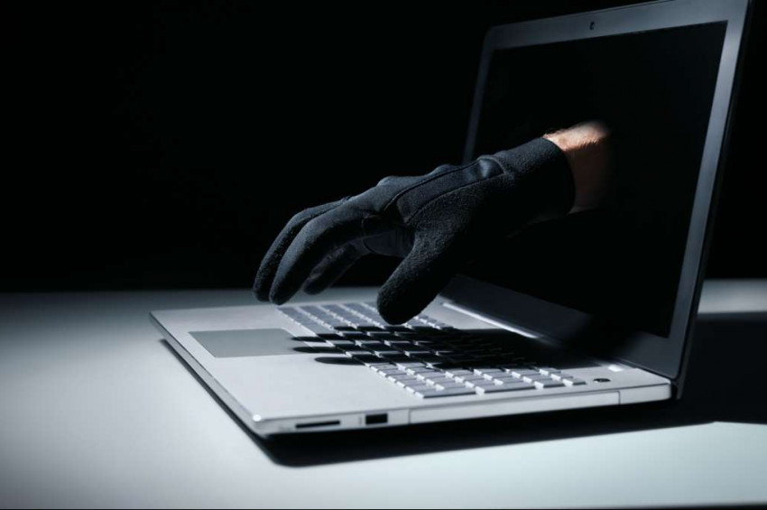 Depremi bahanesiyle sahte bağış toplama girişimlerine dikkat