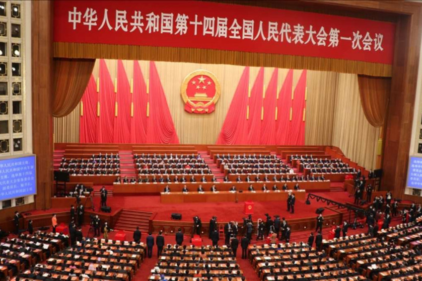 Çin yeni Başbakanını seçti: Li Çiang 