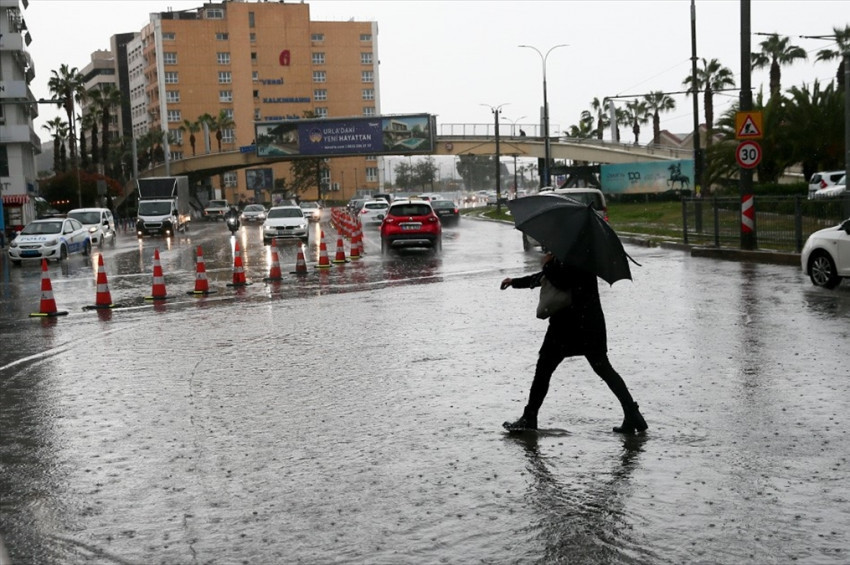 Türkiye genelinde yağış ve fırtına uyarısı