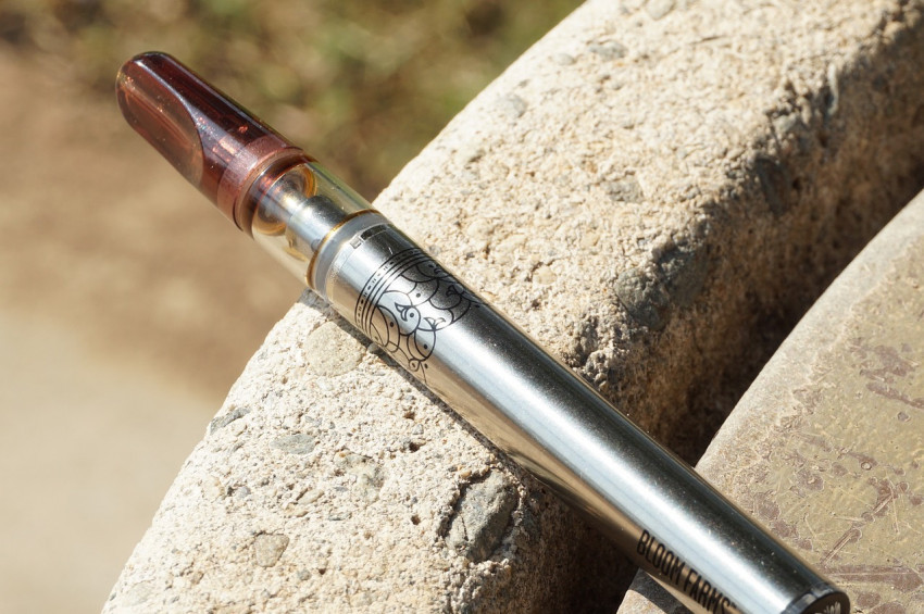 Elektronik sigaranın masum olduğunu sananlar çok yanılıyor