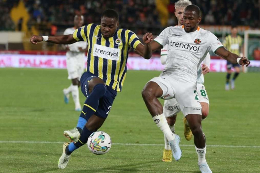 Alanyaspor: 1- Fenerbahçe: 3