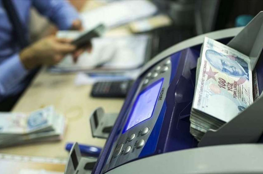 Düşük emekli aylığı ve bayram ikramiyesine zam hazırlığı başladı