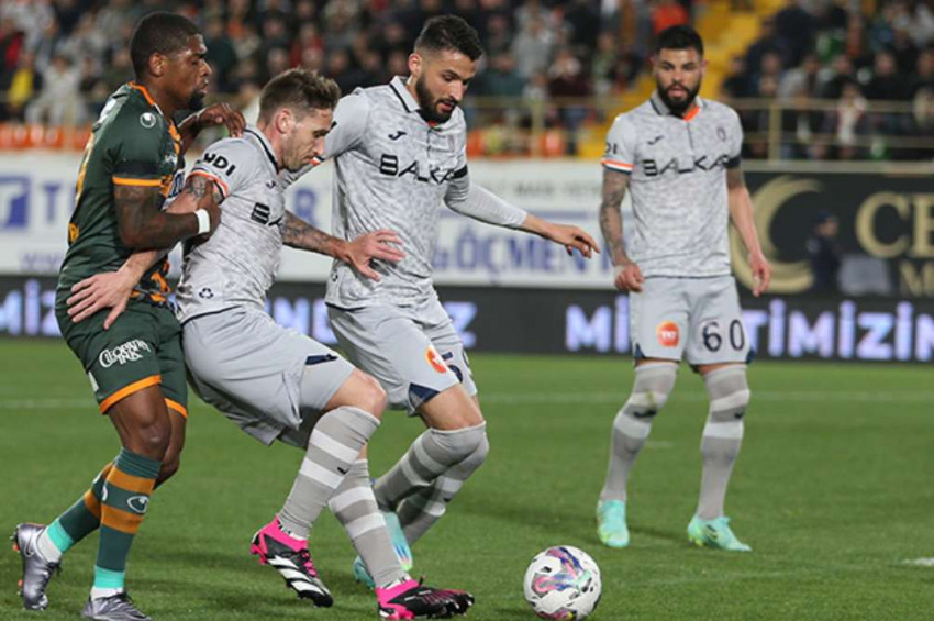 Alanyaspor, Medipol Başakşehiri tel golle yıktı: 1-0