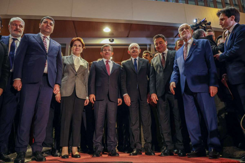 Altılı Masa adayını ve yol haritasını açıkladı