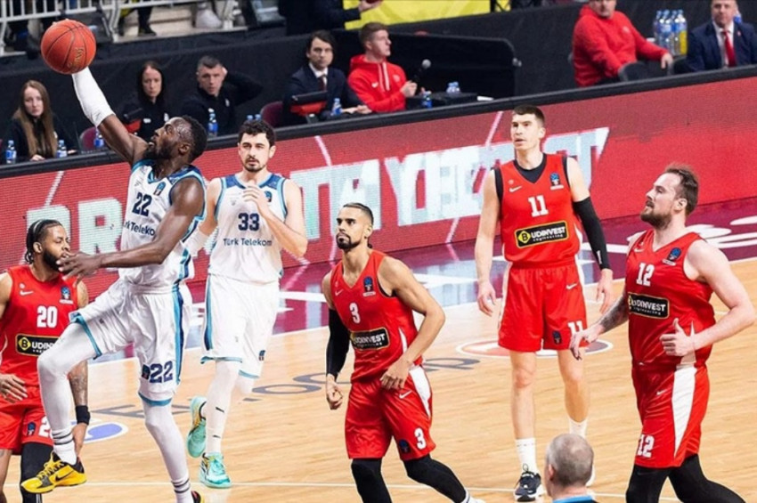 Türk Telekom Basketbol 7Days Avrupa Kupasında finale yükseldi
