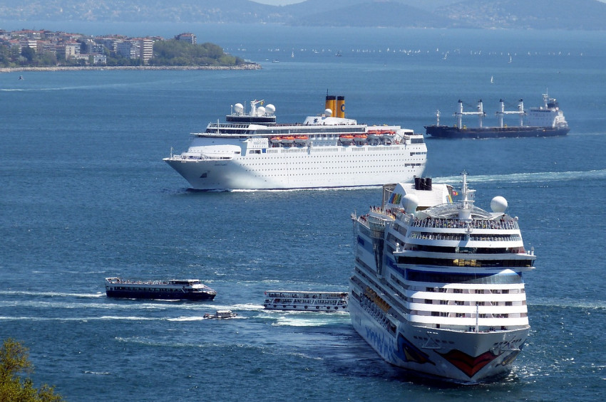 Türkiyenin turizm gideri gelirinden 3 kat fazla arttı