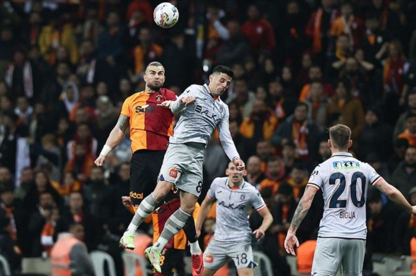 Başakşehir, yenilmezlik serisini bitirdiği Galatasarayı kupadan eledi