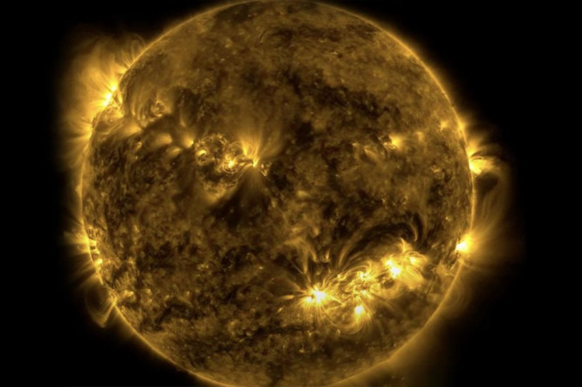 90 bin fotoğraf birleştirilerek Güneşin mozaiği yapıldı