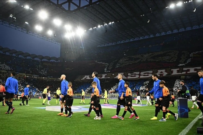 Milanı tek golle yenen Inter İstanbuldaki finale adını yazdırdı