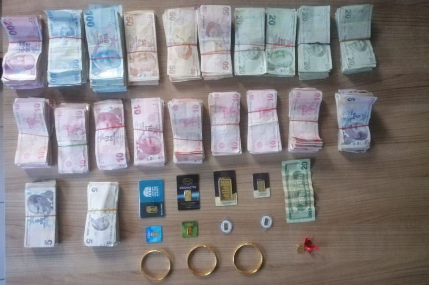 60 yaşındaki Mümine teyze yolda unuttuğu servetine geri kavuştu