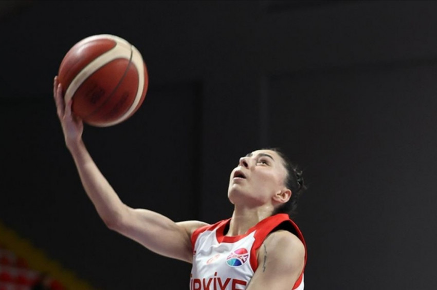 Türkiye A Milli Kadın Basketbol Takımı, Macaristanı 69-68 mağlup etti