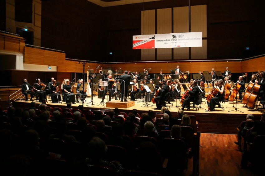 Uluslararası 2023 İzmir Festivali başladı