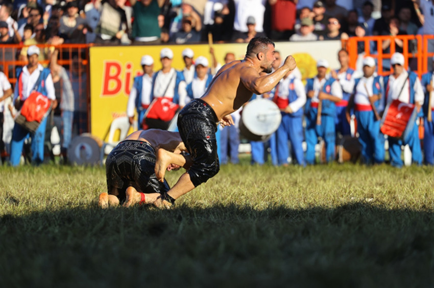 Kırkpınar  Yağlı Güreşlerinin 2023 yılı Başpehlivanı Yusuf Can Zeybek