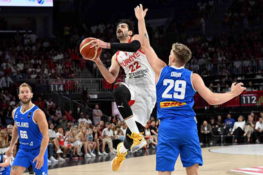 Türkiye: 99 İzlanda: 72