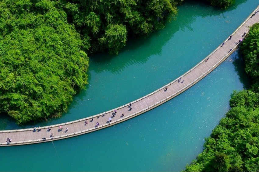 Çinin mimari harikası: Shiziguan yüzen köprüsü