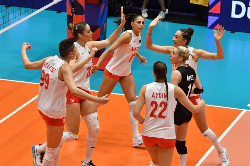 Türkiye A Milli Kadın Voleybol Takımı, Avrupa Şampiyonasında kayıpsız gidiyor