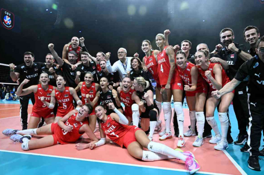 Filenin Sultanları Avrupa Şampiyonasında İtalyayı eleyerek finale çıktı