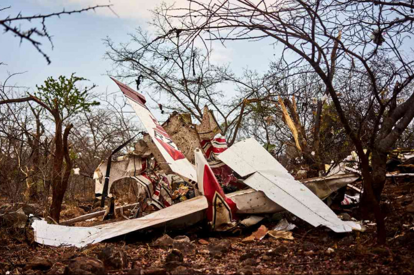 Zimbabvede şirket uçağı düştü: 6 kişi öldü