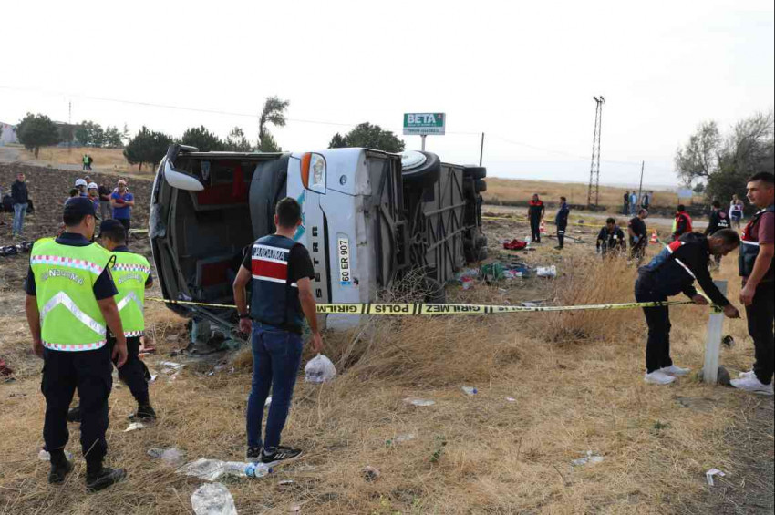 Amasyada trafik kazası, çok sayıda ölü ve yaralı var