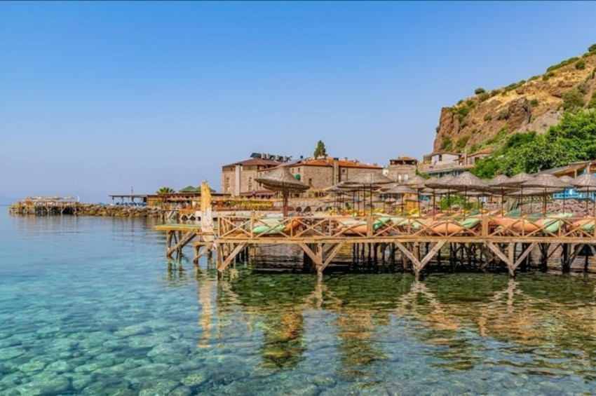 İspanyaya 2023te turist yağmuru artarak sürdü