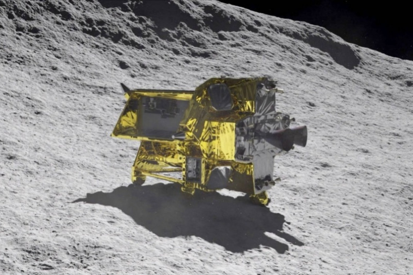 Ayda bataryası biten SLIM kendini şarj ederek yeniden iletişime geçti