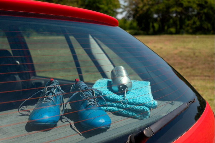 Arabanızda su şişesi bırakmayın; facia yaşayabilirsiniz