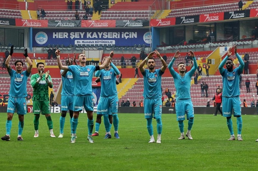 Sivasspor Kaysersporu 3-1 yendi