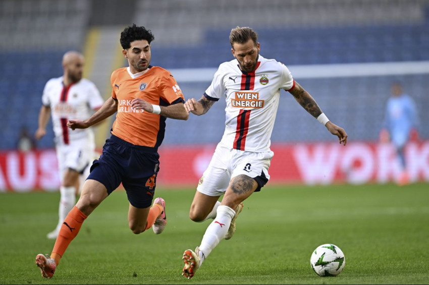 Başakşehir: 1 Rapid Wien: 2