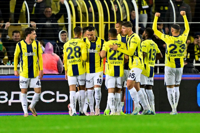 Fenerbahçe hazırlık maçında Zeniti 2-1 yendi