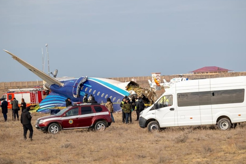 Kazakistanda uçak kazası yaşandı, ülkede milli yas ilan edildi