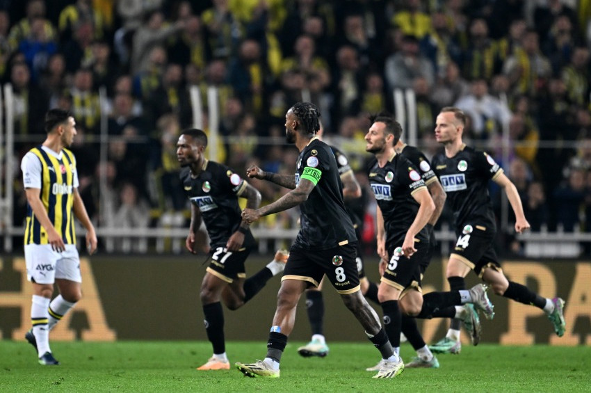 Fenerbahçe, Alanyaspor maçında altın değerinde 2 puan kaybetti: 2-2
