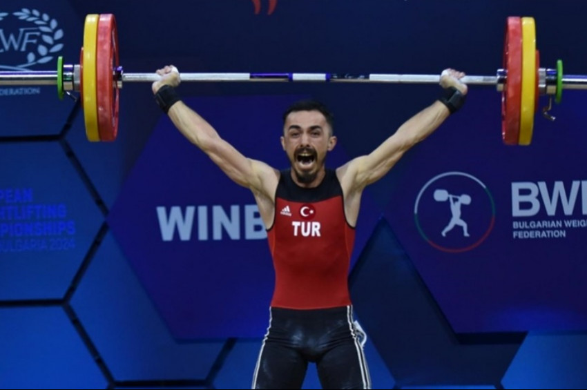 Muammer Şahin, Avrupa Halter Şampiyonasında altın madalya kazandı