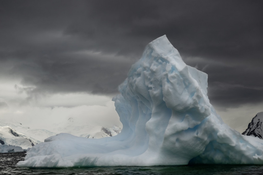Türk Bilim insanları Antarktikadaki erime oranını yüzde  11 olarak ölçtü